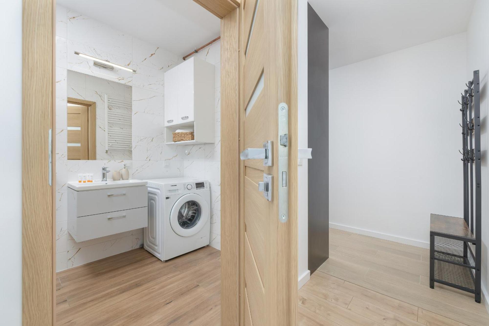 Nadmorski Apartament Z Parkingiem W Ustroniu Morskim By Noclegi Renters Устроне Морске Екстериор снимка